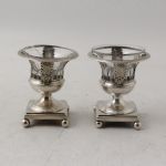 868 9272 SALT CELLAR